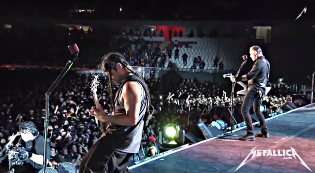 METALLICA: Official Footage Of Lima Concert