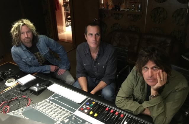 STONE TEMPLE PILOTS End Open Auditions For New Singer