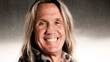 IRON MAIDEN's Longtime Drummer NICKO MCBRAIN Announces Autobiography 'Hello Boys And Girls!'
