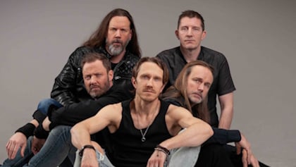 SEVENTH WONDER Returns With New Singer, 'Eternal Flame' Single