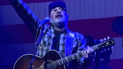 AARON LEWIS Announces November 2026 'Acoustic Origins' Tour