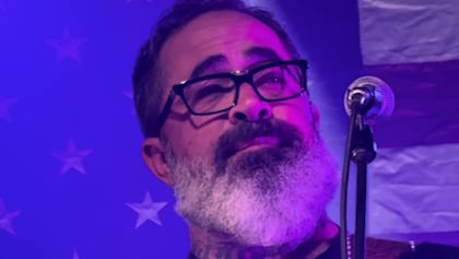 STAIND's AARON LEWIS Announces 'Give My Country Back' Solo Album, Shares Title Track