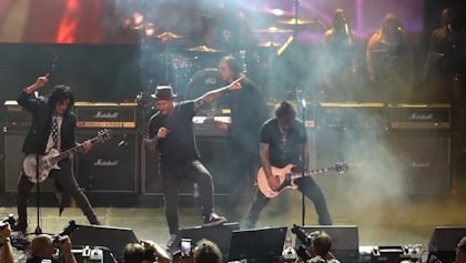 See Entire 'Above Ground 4' Benefit Concert Featuring COREY TAYLOR, SULLY ERNA, NUNO BETTENCOURT, GILBY CLARKE, Others