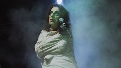 ALICE COOPER: 'I've Always Felt That I Had To Prove Myself'