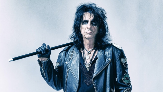 ALICE COOPER: 'DON'T GIVE UP' VIDEO