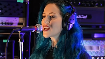 Ex-ARCH ENEMY Frontwoman ALISSA WHITE-GLUZ: 'It's Very Important To Trust Your Instinct When It Comes To Situations And People'