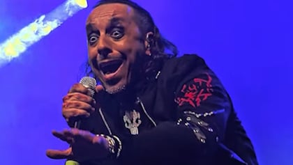 LACUNA COIL's ANDREA FERRO On Splitting Lead Vocals With CRISTINA SCABBIA: 'It Gives Us A Certain Flexibility'