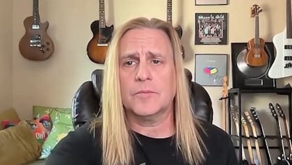 ANDREW FREEMAN On His Former Bandmates In LAST IN LINE: 'I Did More Work On Those Records Than Any Of Those Guys Did'