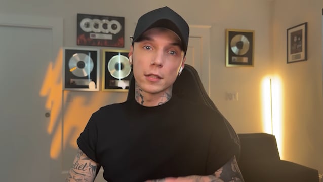 ANDY BIERSACK On BLACK VEIL BRIDES' 'Darker' And 'Heavier' New Album: 'It's Representative Of Where We're At As A Band'