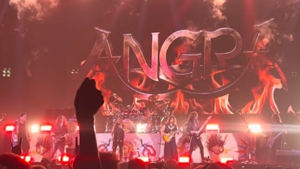 Watch: ANGRA Joined by KIKO LOUREIRO, EDU FALASCHI And LOUDNESS's AKIRA TAKASAKI For Cover Of DEEP PURPLE's 'Burn' At FULL METAL JAPAN