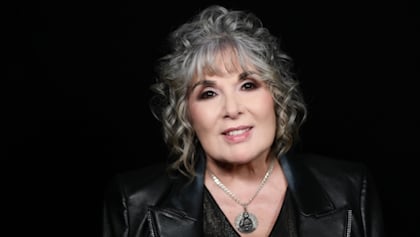 HEART's ANN WILSON And TRIPSITTER Announce New Album 'Consecrated Ground'