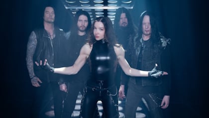 ARCH ENEMY's DANIEL ERLANDSSON Says Response To New Singer LAUREN HART 'Has Been Overwhelming', Believes ALISSA WHITE GLUZ's Exit Came 'Naturally'