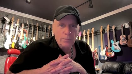 BILLY SHEEHAN Rules Out New Music From MR. BIG: 'I Think It's Good To Put A Period At The End Of The Sentence'