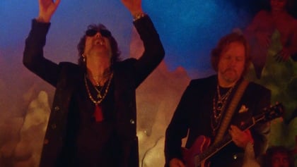 THE BLACK CROWES Share Music Video For 'Profane Prophecy' Song From Upcoming 'A Pound Of Feathers' Album