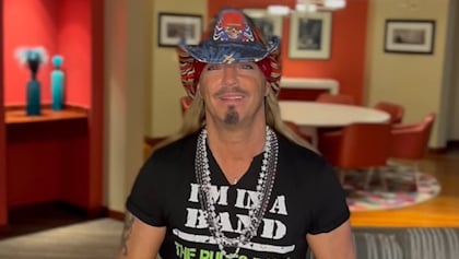 POISON's BRET MICHAELS Denies He Demanded Six Times Pay Of His Bandmates, Claims Tour Was Moved To 2027 Last Summer