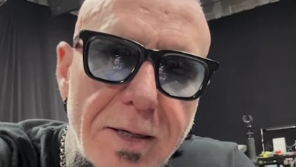 CHAD GRAY: Revisiting HELLYEAH Songs For Upcoming Solo Shows Has Been 'Really Weird'