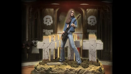 CLIFF BURTON Estate And KnuckleBonz360 Bring Late METALLICA Bassist's Story To Life In 3D Immersive Museum