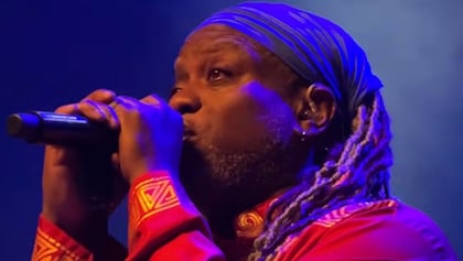 COREY GLOVER On LIVING COLOUR's Long-Awaited New Studio Album: 'We've Written A Few Things And We've Recorded A Few Things'