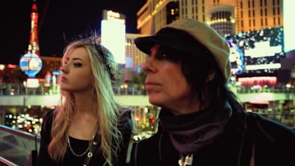 CROSSBONE SKULLY, Featuring ALICE COOPER Guitarists TOMMY HENRIKSEN And ANNA CARA, Announces 'Condemned To Rock N' Roll' Album
