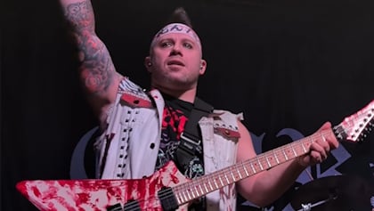 ATREYU's DAN JACOBS Says Opening For IRON MAIDEN In 2009 In Monterrey, Mexico Was 'Scary As Hell': 'People Were Throwing S*** At Us'