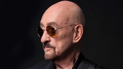 TRAFFIC Co-Founder DAVE MASON Dead At 79