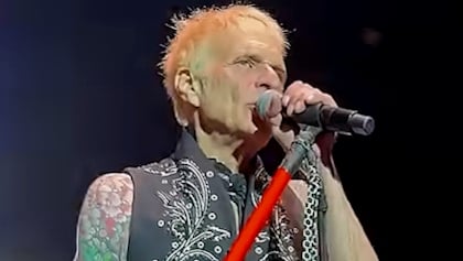 DAVID LEE ROTH Says He Sold His Publishing Catalog For A Substantial Sum Last Year: I Feel 'Rich'