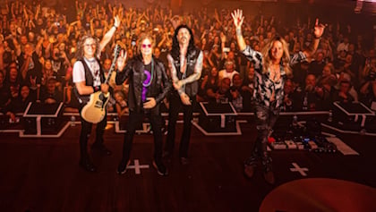 THE DEAD DAISIES Share Pro-Shot Video Of One-Off Reunion Concert With GLENN HUGHES
