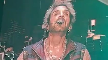 Watch: DEEN CASTRONOVO Plays Full Concert With JOURNEY In San Antonio, Two Days After Suffering Medical Emergency