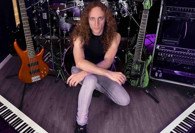 TOTO Touring Keyboardist DENNIS ATLAS To Release Solo Album 'Principle'