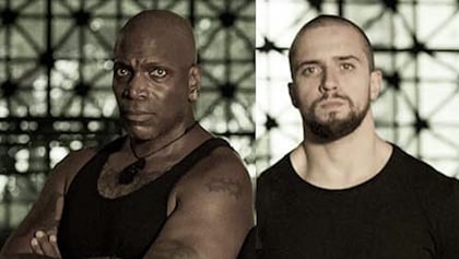 SEPULTURA's DERRICK GREEN On ELOY CASAGRANDE's 'Shocking' Departure: 'Everything Worked Out The Way That It Was Supposed To'