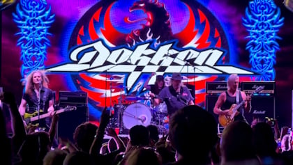 Watch: GEORGE LYNCH Joins DOKKEN On Stage In St. Petersburg, Florida