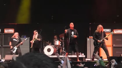KIRK WINDSTEIN On Upcoming DOWN Album: 'People Are Not Gonna Believe How Well PHIL ANSELMO Sings On This'