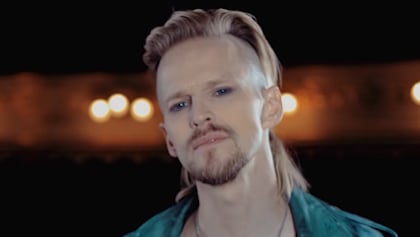 Ex-SKID ROW Singer ERIK GRÖNWALL Releases Music Video For 'Who's The Winner' Single From 'Bad Bones' Solo Album