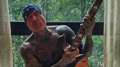 BIOHAZARD's EVAN SEINFELD Says His New Solo Project Will 'Release Something In 2027': 'You Can Expect A Lot Of Collaborations'