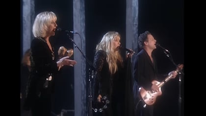 First-Ever Fully Authorized FLEETWOOD MAC Documentary, 'Fleetwood Mac: The Chain', Coming In January 2027