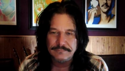 GILBY CLARKE On Filling In For NITA STRAUSS On ALICE COOPER Tour Last Year: 'I Had So Much Fun On That Run'