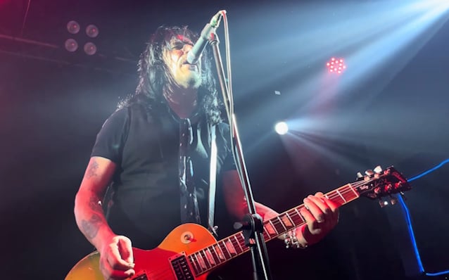 Ex-GUNS N' ROSES Guitarist GILBY CLARKE On His Career Longevity: 'You've Gotta Stay Authentic'