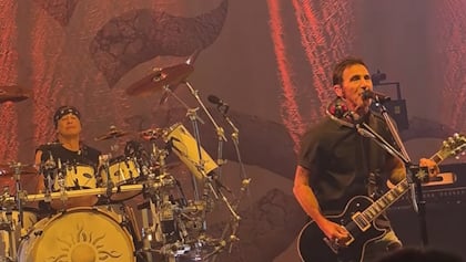 Watch: GODSMACK Performs To 700,000 People At Poland's POL'AND'ROCK FESTIVAL