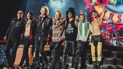 GUNS N' ROSES Keyboardist MELISSA REESE To Sit Out Tour Due To 'Unforeseen Personal Reasons'
