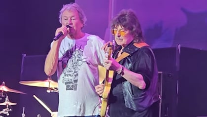 Watch: RITCHIE BLACKMORE Performs With DEEP PURPLE For First Time In 33 Years