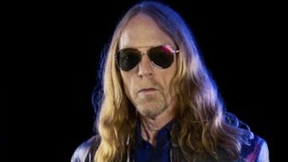 JEFF PILSON On DOKKEN's 2016 Reunion: 'We Weren't Very Good' Musically, 'But At Least We Got Along'