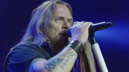 JOHNNY VAN ZANT On LYNYRD SKYNYRD's Future: 'As Long As I Have Good Health, We'll See Where It Leads Us'