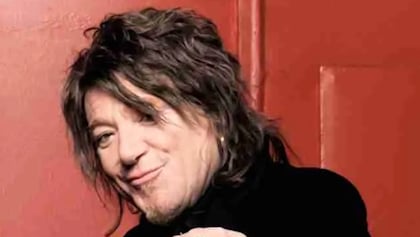HELLOWEEN's KAI HANSEN Announces New Solo Album 'Born With A Hammer'