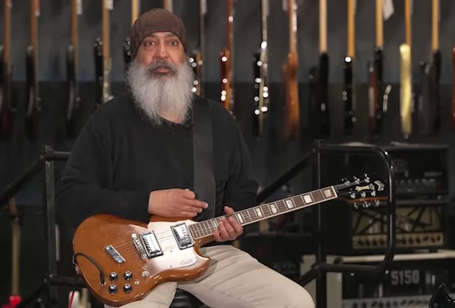 SOUNDGARDEN's KIM THAYIL To Release 'A Screaming Life' Memoir In May 2026