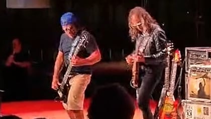 Watch: METALLICA's KIRK HAMMETT Joined By ROBERT TRUJILLO For Jam At Budapest 'The Collection: Live' Book Event