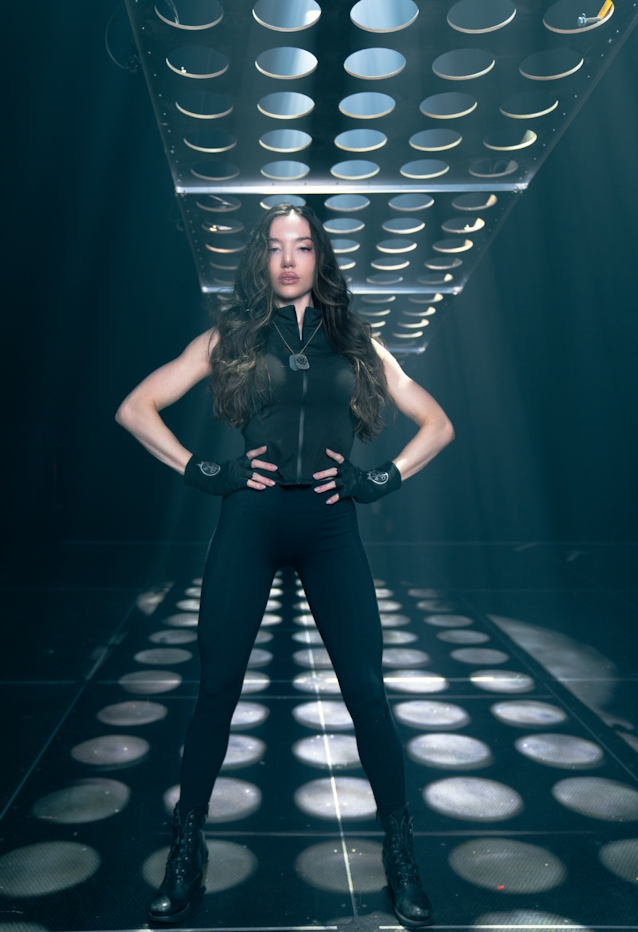 ARCH ENEMY Recruits Ex ONCE HUMAN Singer LAUREN HART Shares To The ARCH ENEMY Recruits Ex ONCE HUMAN Singer LAUREN HART Shares To The