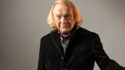 Original FOREIGNER Singer LOU GRAMM Announces Long-Awaited New Solo Album 'Released', Shares 'Young Love' Single