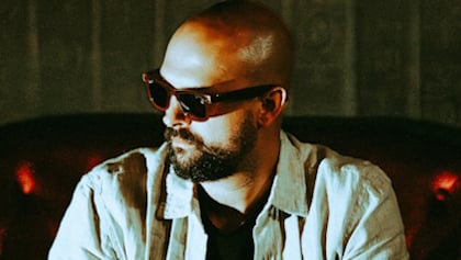 Former VEIL OF MAYA Vocalist LUKAS MAGYAR Announces New SIFYN EP 'Self-Encrypted'