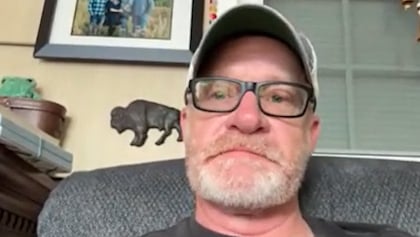 Ex-ICED EARTH Singer MATT BARLOW Hasn't Talked To JON SCHAFFER Yet About Possibly Working Together Again