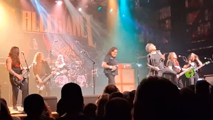 Watch: METAL ALLEGIANCE Joined By ALICE IN CHAINS, SEPULTURA, EXODUS, MASTODON Members At Anaheim Concert